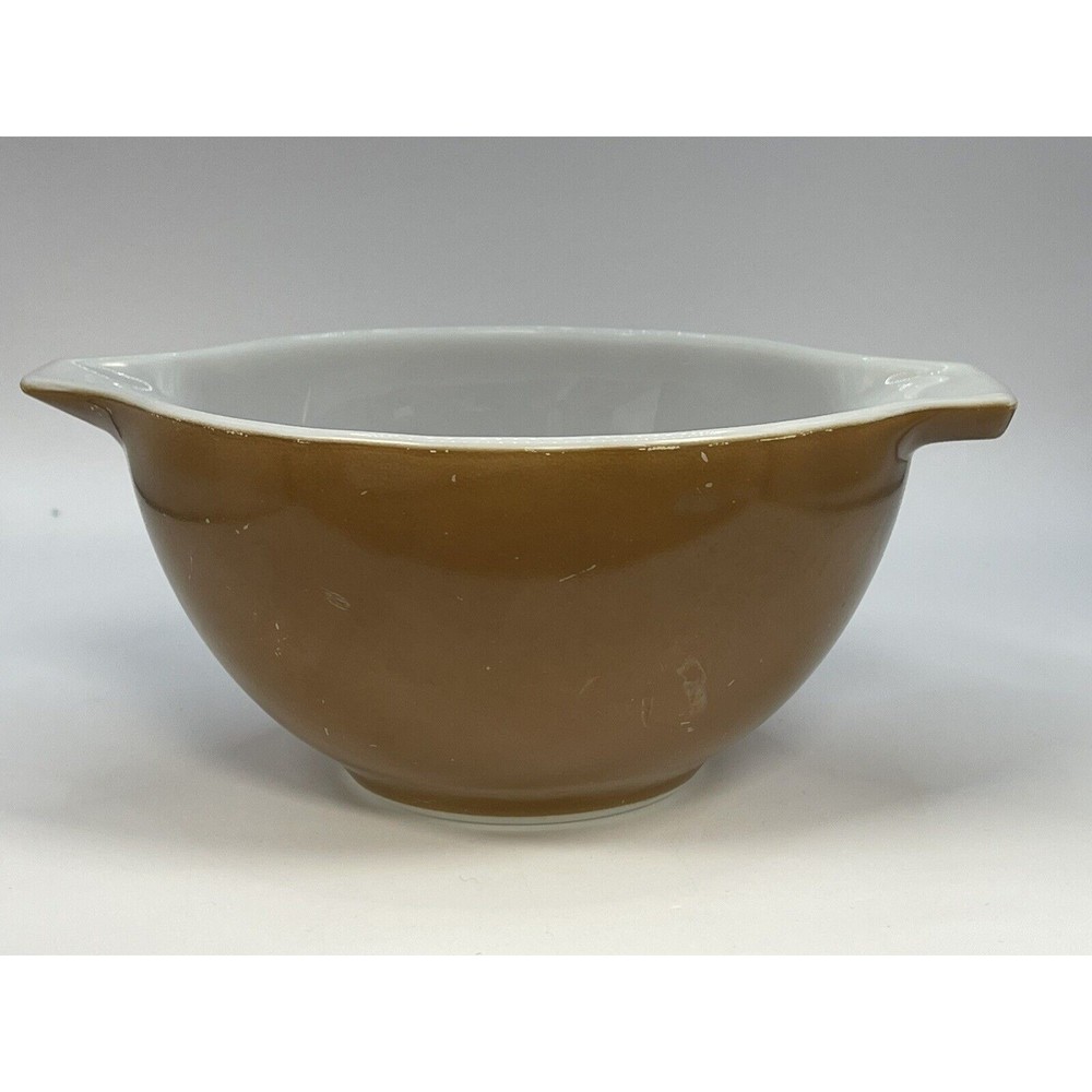 Pyrex Brown Woodland Cinderella Mixing Bowl #441 1 1/2 pt. VTG